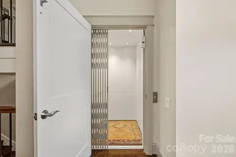 Elevator to All Floors