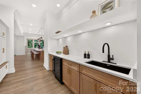 Butler's pantry