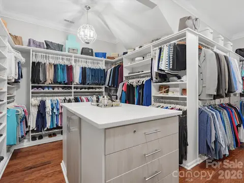 Primary Custom Closet