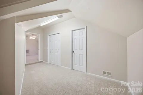 Finished 2nd floor, flex room