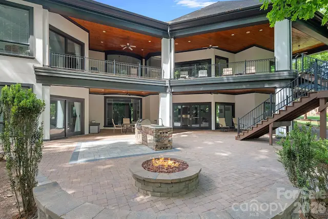 106 Lightship Drive, Mooresville, NC