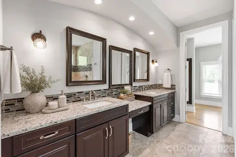 Primary Ensuite with Dual Sinks, Oversized Walk-in Closet and Linen Closet