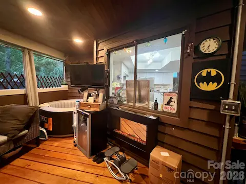 Screened Porch
