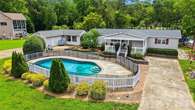 4520 Lake Drive, Sherrills Ford, NC