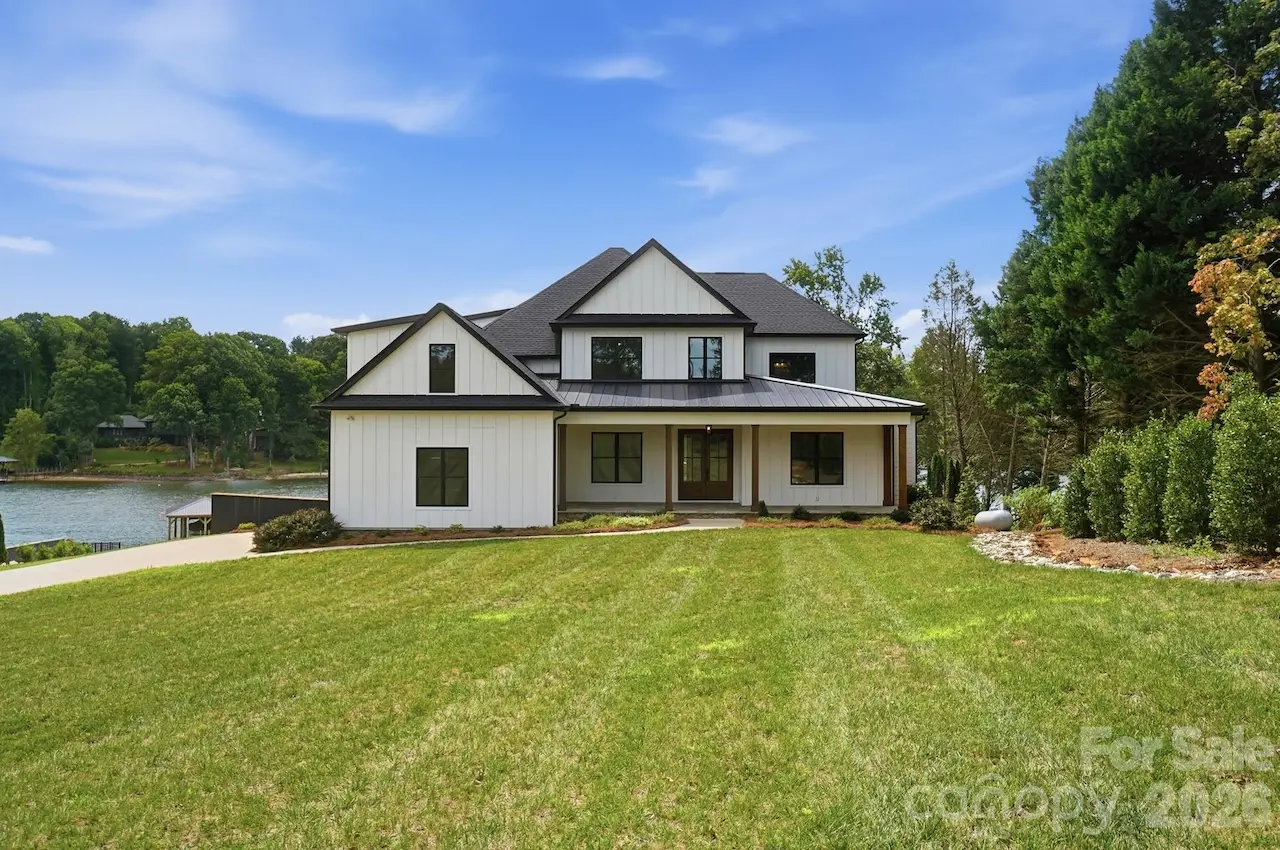110 Zwilling Court, Troutman, NC
