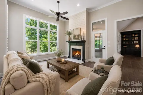 Keeping Room - virtually staged