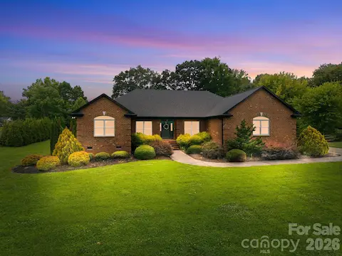 Welcome Home 1-acre, no HOA