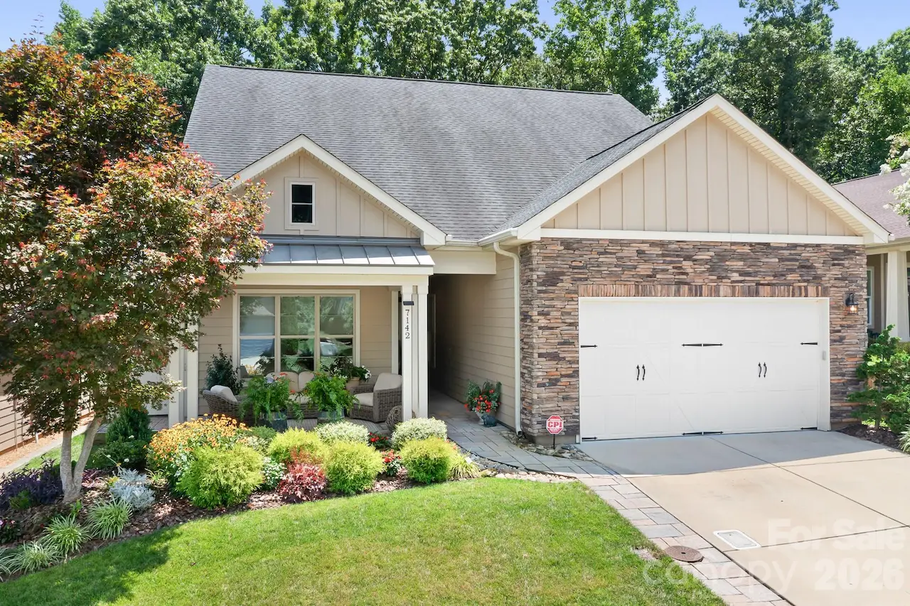 7142 Hanging Rock Court, Denver, NC