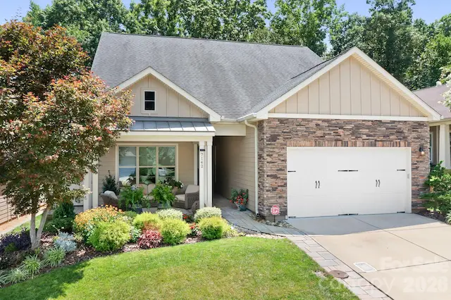 7142 Hanging Rock Court, Denver, NC