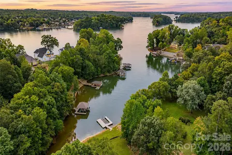 Private/Protected Cove with Direct Access to Lake Norman Main Channel