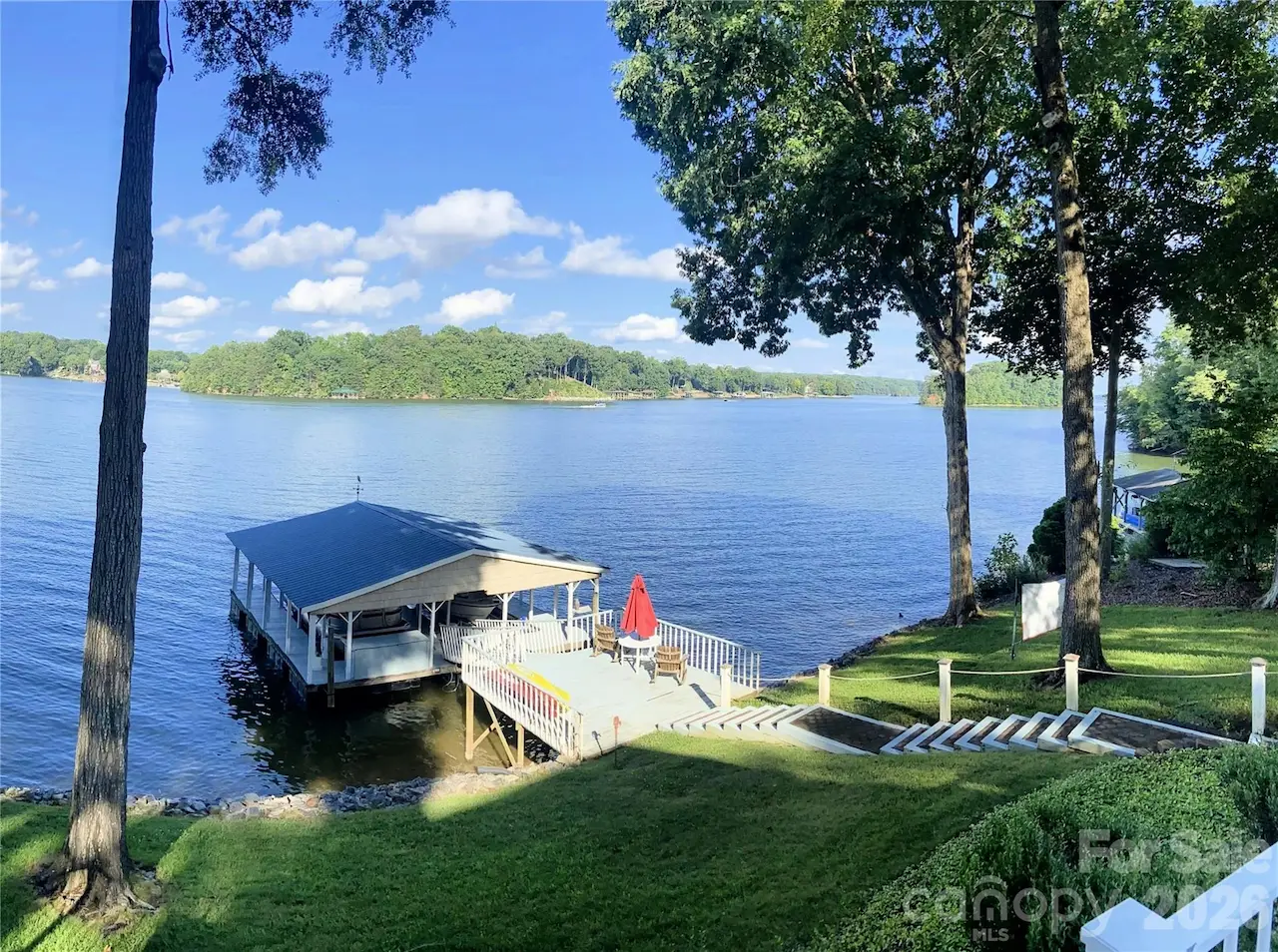 8470 Marina Lane, Catawba, NC