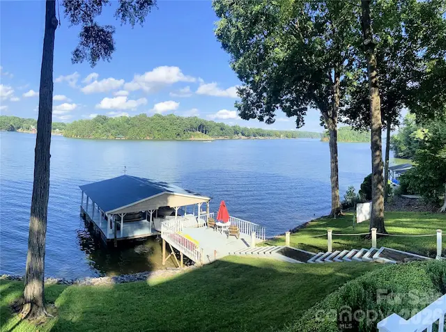 8470 Marina Lane, Catawba, NC