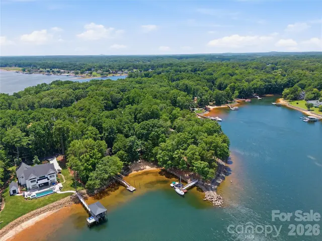8247 Luckey Point Road, Denver, NC