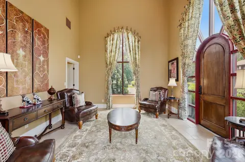 Auxiliary / 3rd Living Quarters Sitting Room