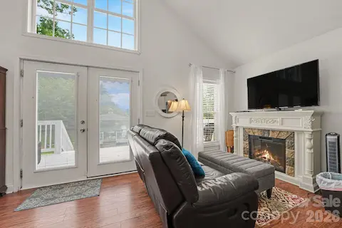 Cottage living room