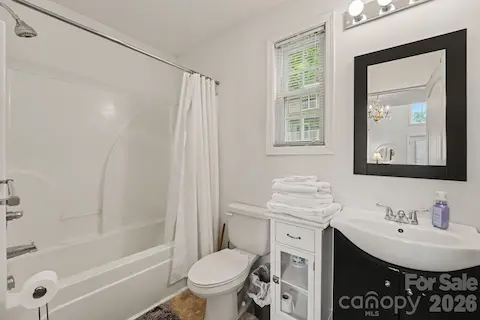 Cottage bathroom