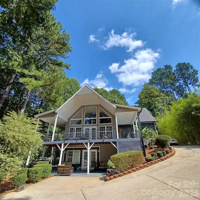3645 Lake Bluff Drive, Sherrills Ford, NC