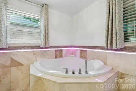 Primary Tub