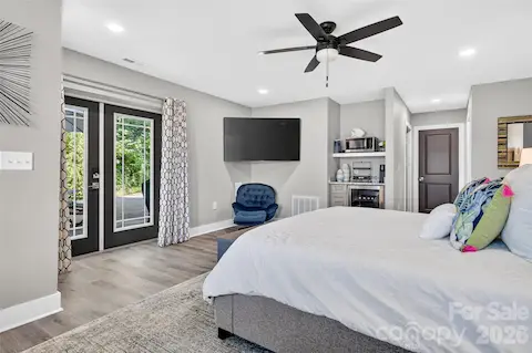 4th Bedroom / Air B&B Room Lower Level or 2nd Primary with Private Patio