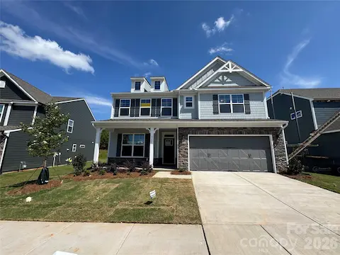 Homesite 587 features a Davidson F floorplan