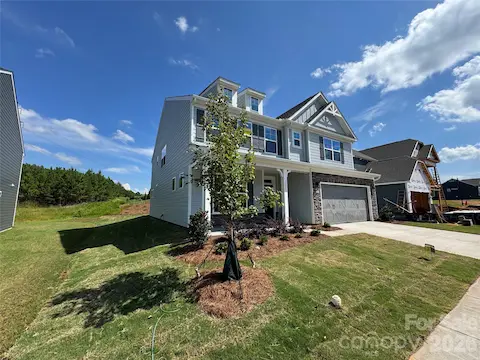 Homesite 587 features a Davidson F floorplan