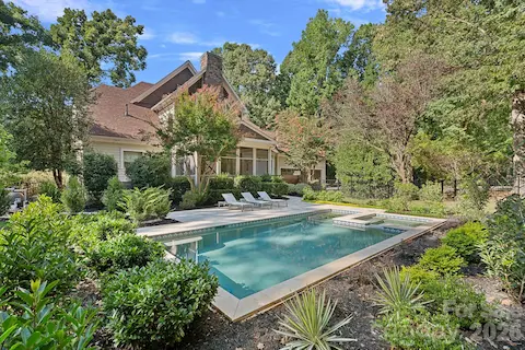 NEW saltwater pool and spa