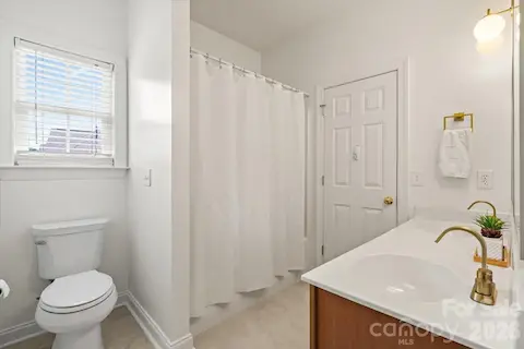 Jack-and-Jill Bathroom