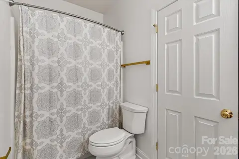 Upper Bathroom