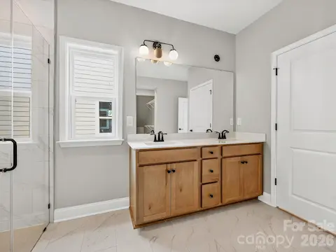 Owner's Bath