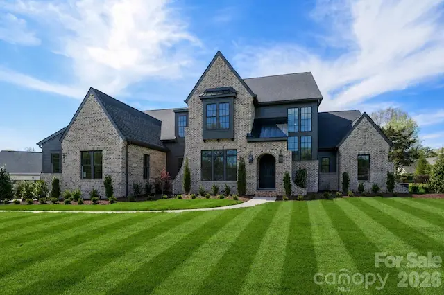 5830 Long Stirrup Lane, Mint Hill, NC
