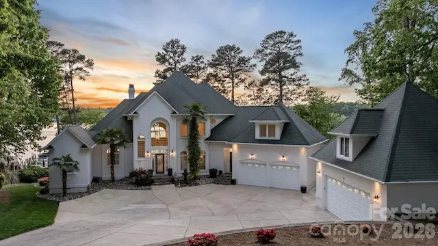 144 Mariner Pointe Lane, Mooresville, NC