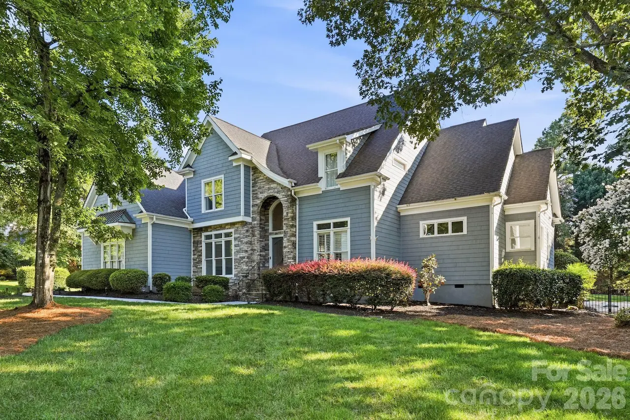 104 Gammon Point Court, Mooresville, NC