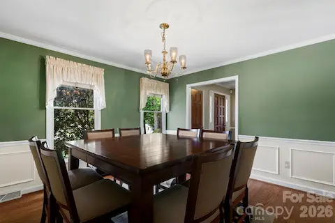 Dining room off kitchen and entry way