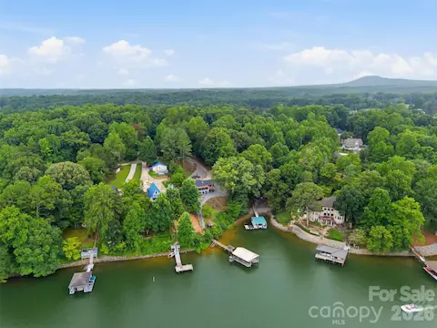 Huge Dock
