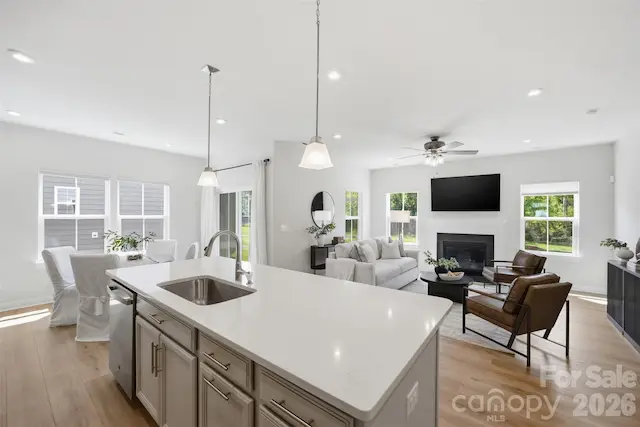 6428 Cambridge Drive, Harrisburg, NC