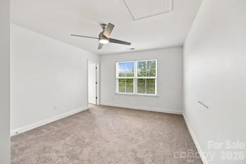 Guest room 4 with private bath