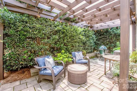 Private and intimate outdoor space