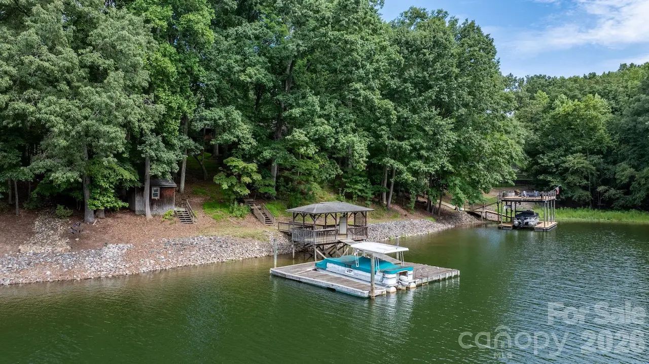 139 Windwood Lane, Troutman, NC