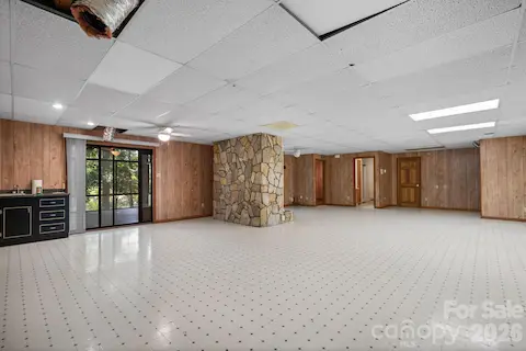 Basement-Recreation Area