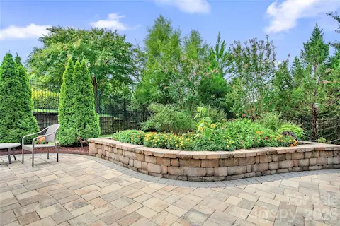 Raised Garden/Flower Bed