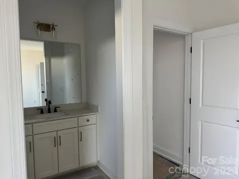 Jack and Jill Bath