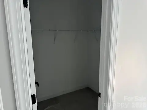 Walk in Closet