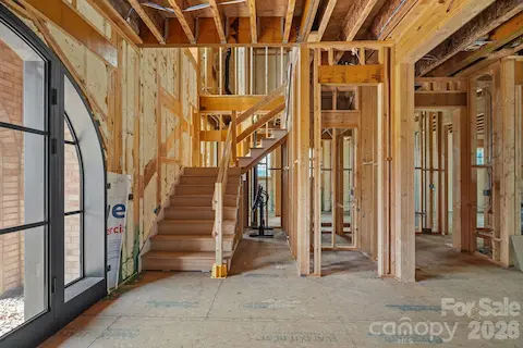 Entry/Staircase