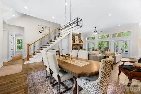 12ft ceilings on main level