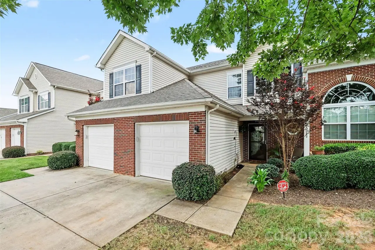 12058 Stratfield Place Circle, Pineville, NC