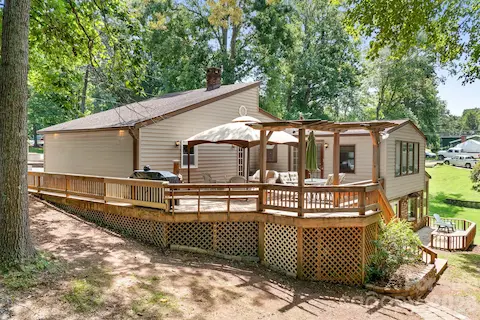 Large Back Deck overlooking Lake Norman is perfect for grilling and large gatherings