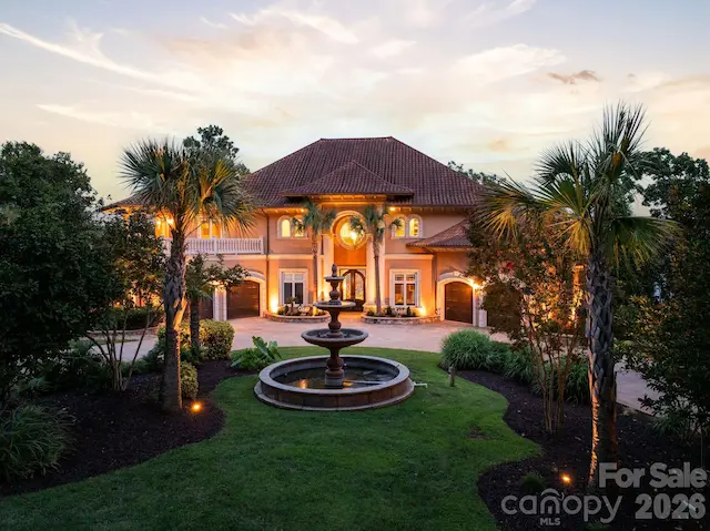 178 Mariner Pointe Lane, Mooresville, NC