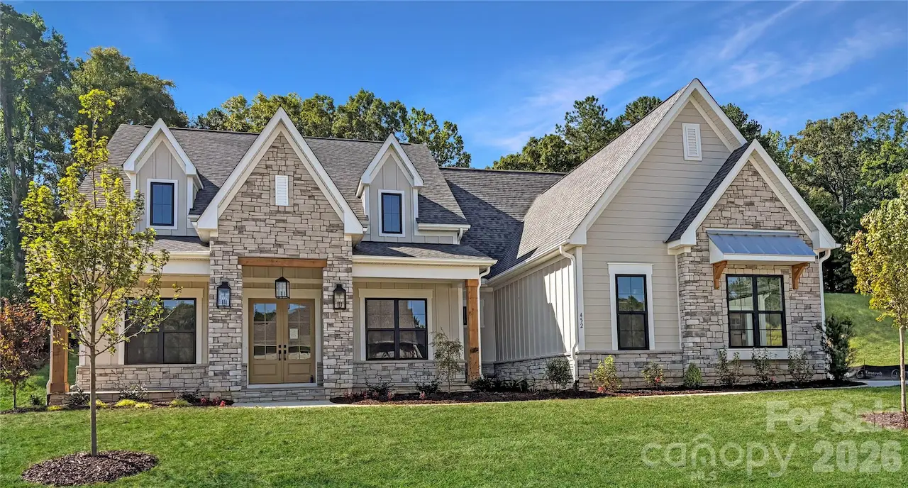 452 Voyager Lane NE, Concord, NC