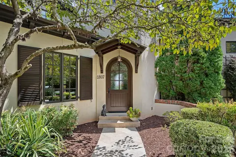 European inspired living in Davidson, NC.