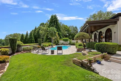 Exceptionally maintained property.